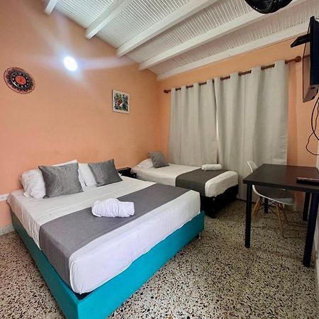 Casa De Pinos Hotel Букараманга Екстериор снимка