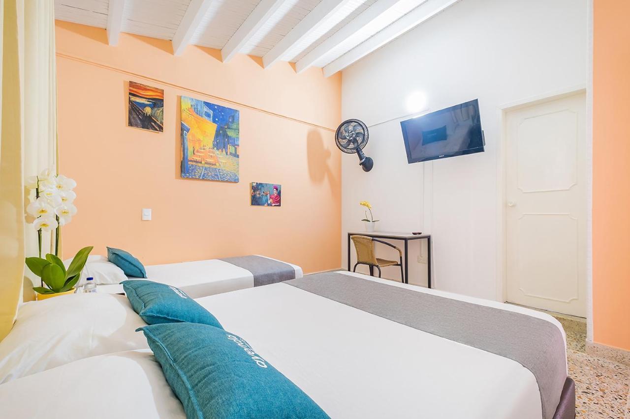 Casa De Pinos Hotel Букараманга Екстериор снимка