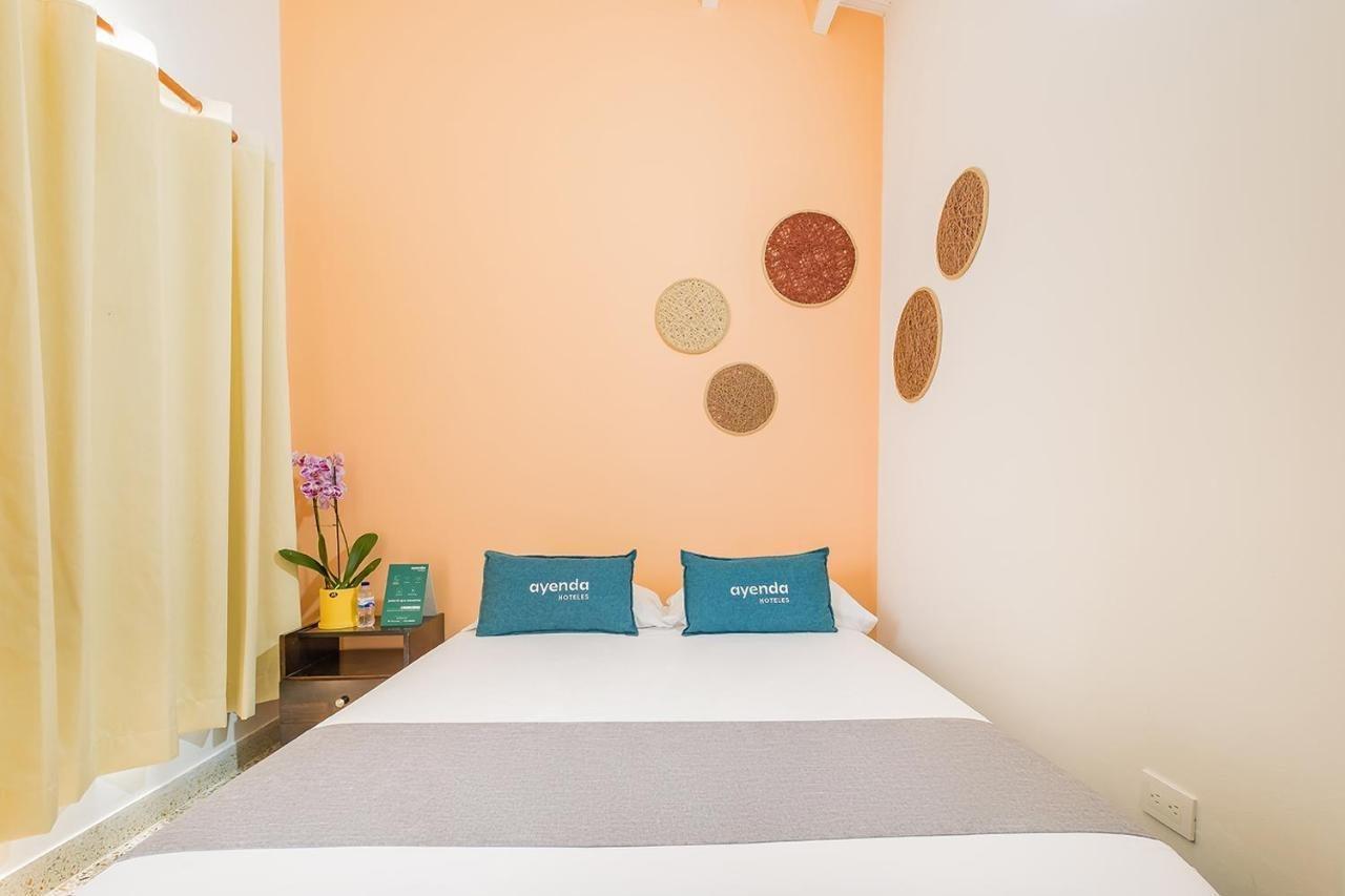 Casa De Pinos Hotel Букараманга Екстериор снимка
